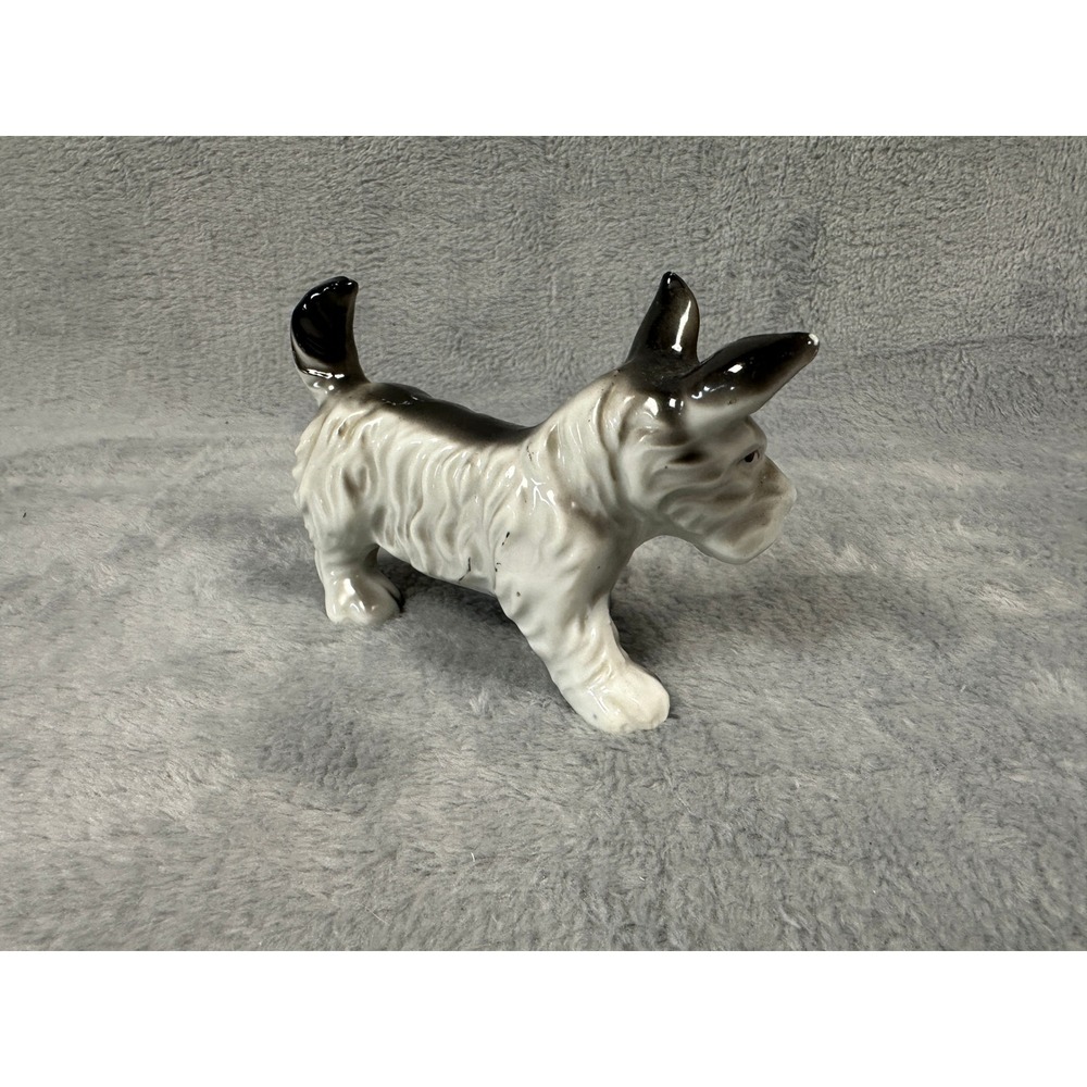 Vintage Japan Ceramic Scottie Dog Figurine Gray White Scottish Terrier 5" - Picture 2 of 7